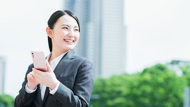 スマホでWeb面接を受けるときの注意点!パソコンがなくてもこれでOK!