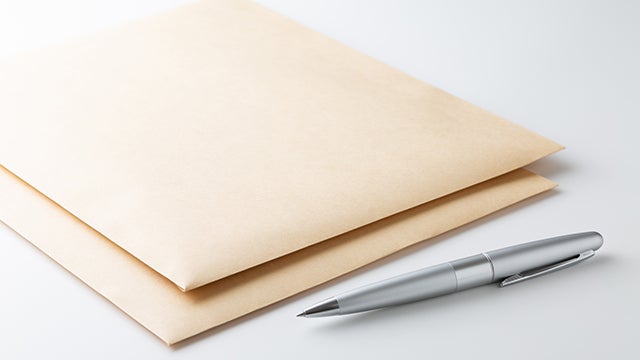 履歴書の封筒にはどんなペンを使えばいい？太さや種類の選び方を解説