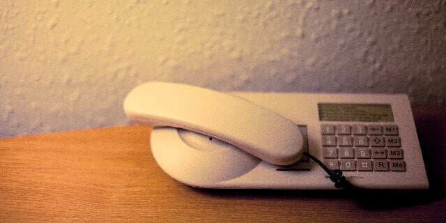 電話 携帯ではなく家の固定電話を使うべき バイトルマガジン Boms ボムス 電話 携帯ではなく家の固定電話を使うべき バイトルマガジン Boms ボムス