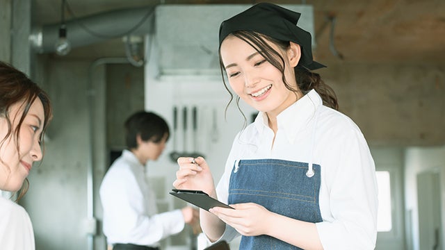 面接成功術 飲食系アルバイト面接の質問と回答の例文 飲食店ならではのポイント バイトルマガジン Boms ボムス 面接成功術 飲食系アルバイト面接の質問と回答の例文 飲食店ならではのポイント バイトルマガジン Boms ボムス