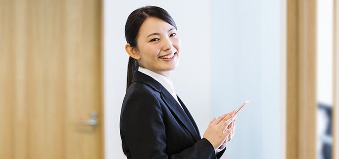 面接の印象をよくする長所の答え方を例文付きで紹介 バイトルマガジン Boms ボムス 面接の印象をよくする長所の答え方を例文付きで紹介 バイトルマガジン Boms ボムス