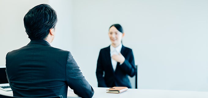 面接の印象をよくする長所の答え方を例文付きで紹介 バイトルマガジン Boms ボムス 面接の印象をよくする長所の答え方を例文付きで紹介 バイトルマガジン Boms ボムス