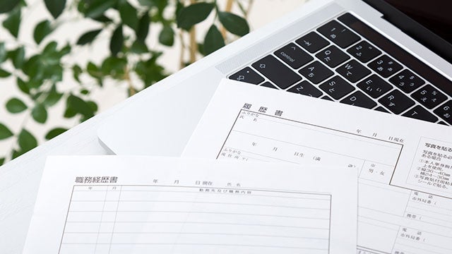 選考に通る職務経歴書の書き方とは 履歴書との違いも解説 バイトルマガジン Boms ボムス