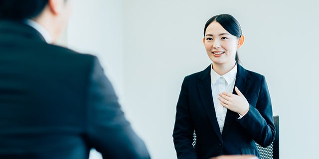 転職の面接で希望年収を聞かれたらどう伝える 伝え方や書き方についても解説 バイトルマガジン Boms ボムス